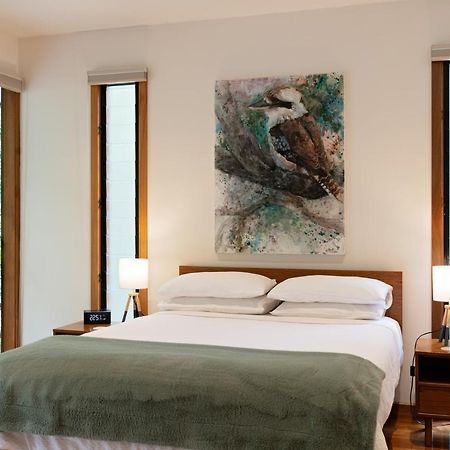 Cladich Pavilions Bed And Breakfast Aldgate Exterior photo
