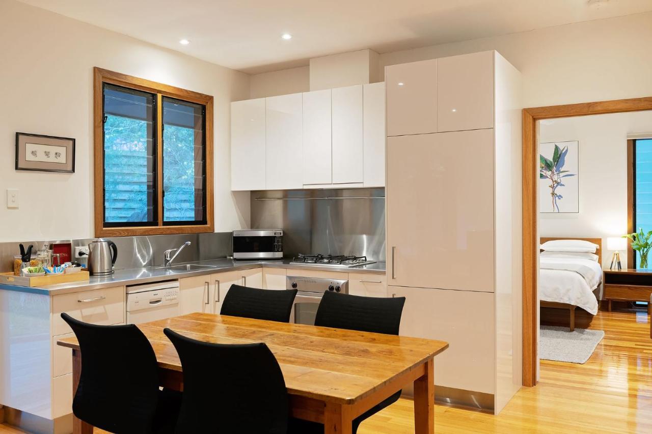 Cladich Pavilions Bed And Breakfast Aldgate Exterior photo